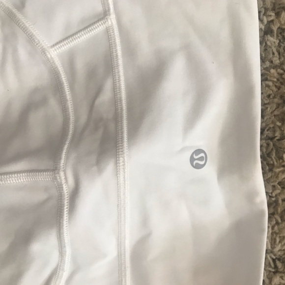 Lululemon Cropped White Leggings size 4 - Picture 3 of 6